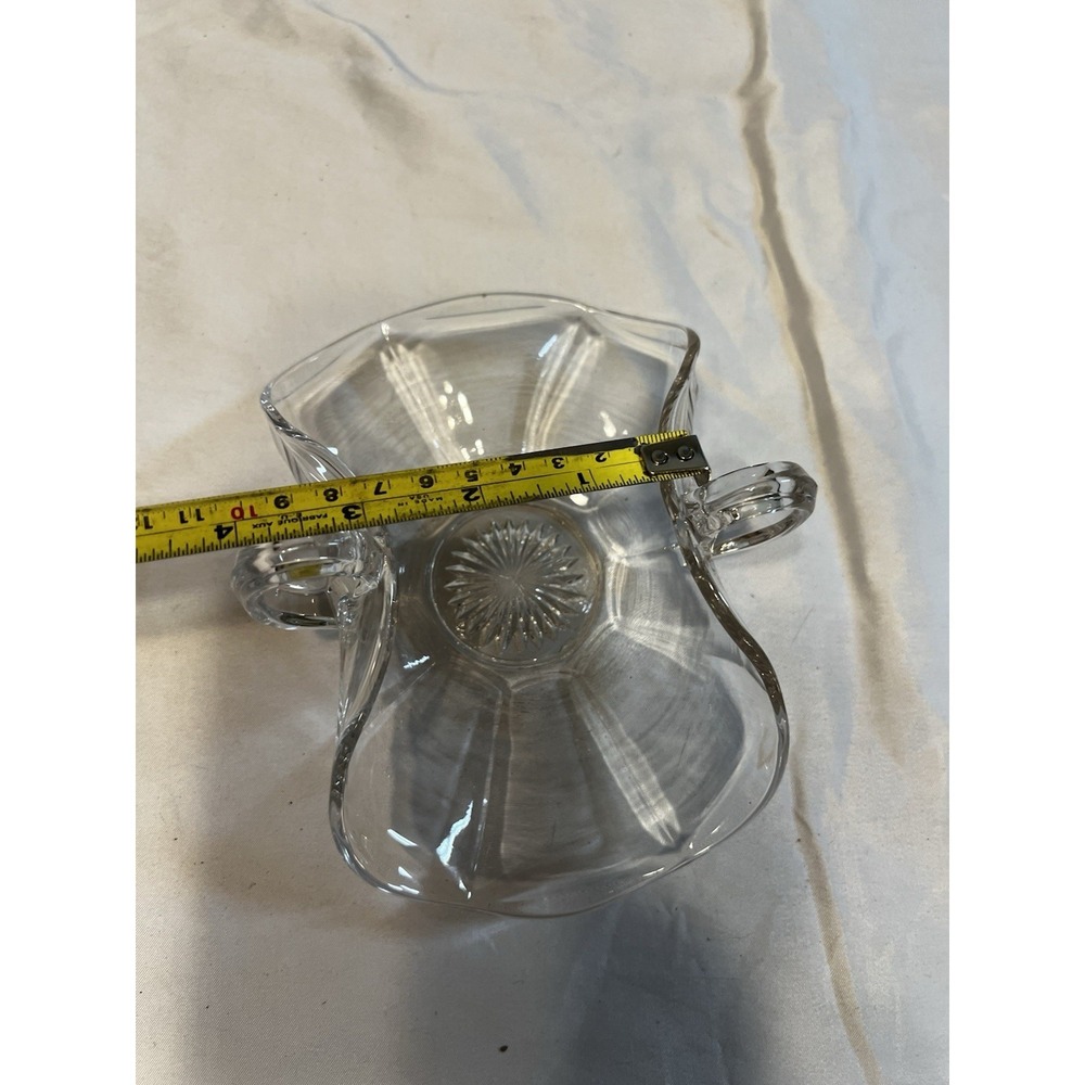 Vintage Clear Pressed Glass Bonbon Dish Double Handled Scalloped Candy Bowl 7in - Picture 6 of 6